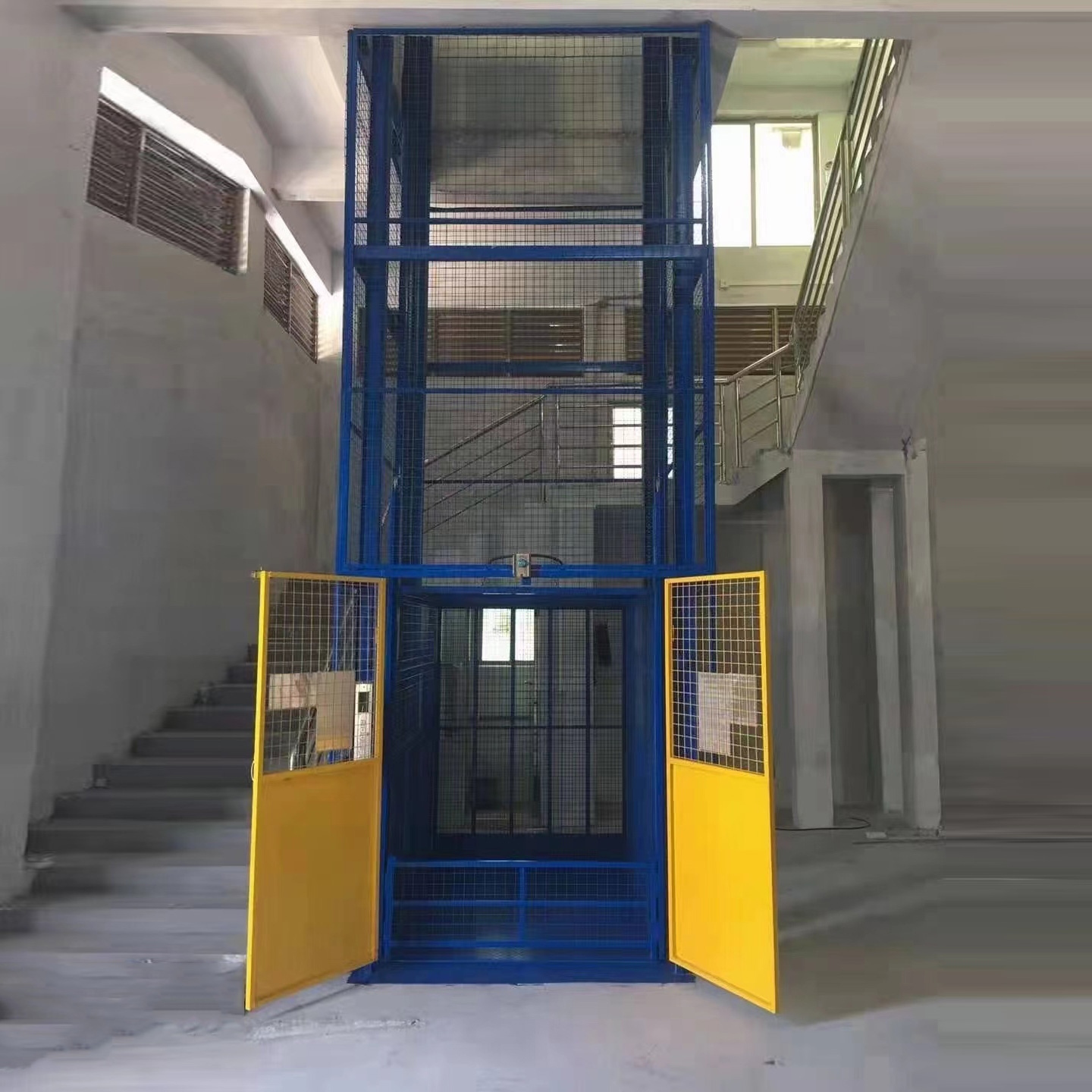 液壓(yā)升降機的升降速度是多(duō)少？